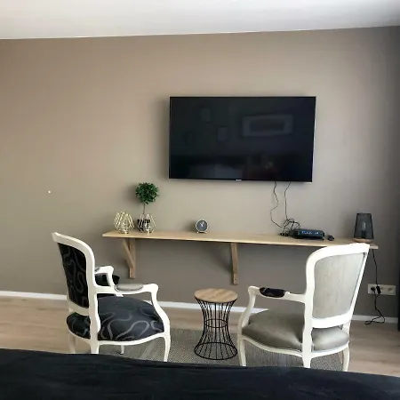 Apartment V Carre